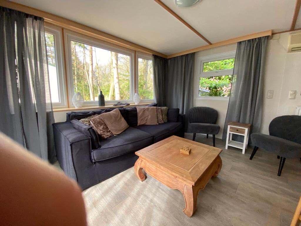 Drie De Veldkamp Hotel Epe Eksteriør billede